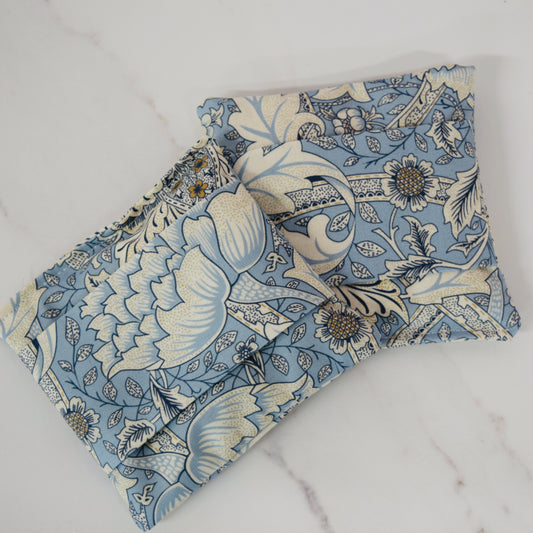 William Morris “Nature’s Dream” Hand Warmers