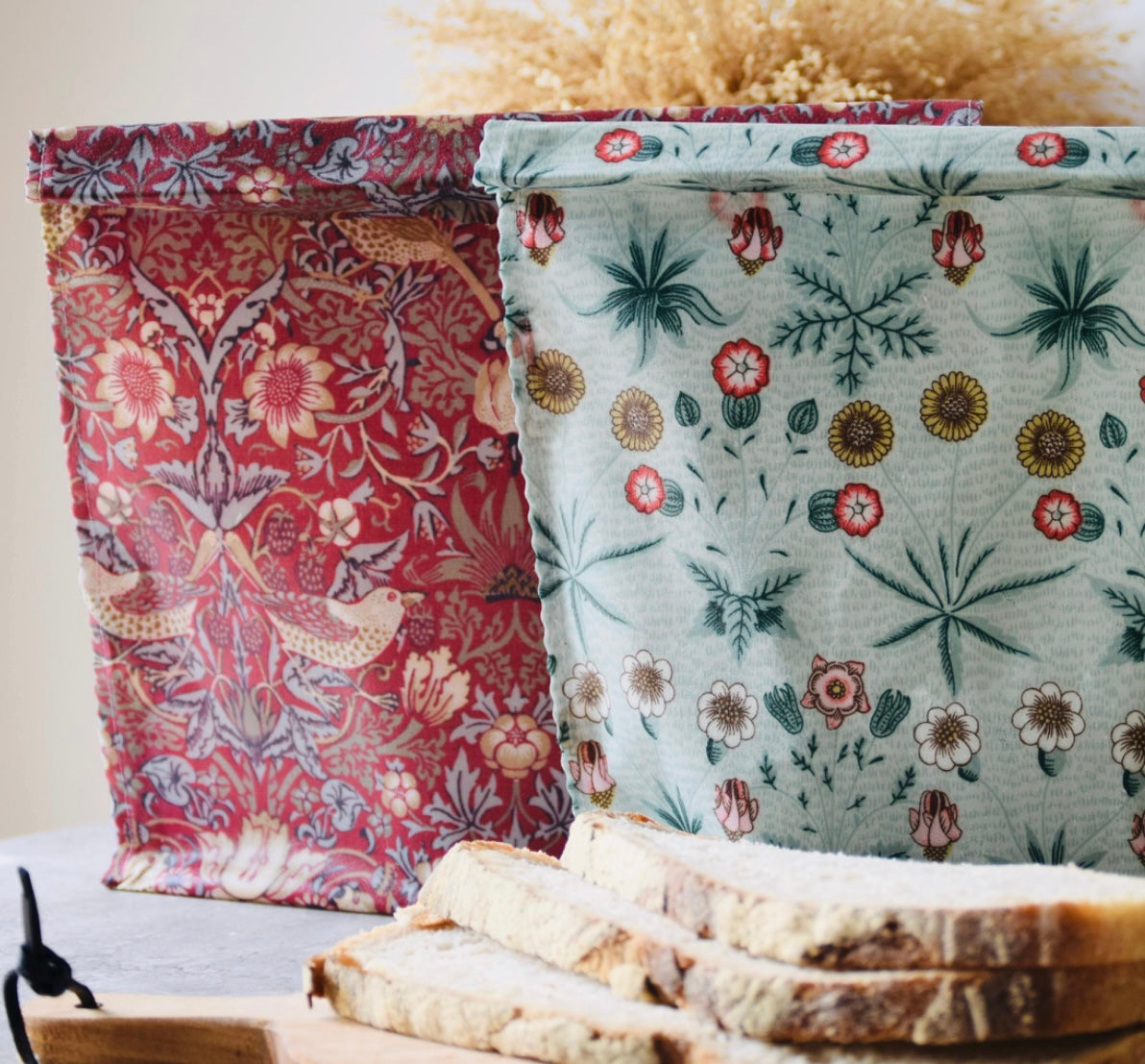 William Morris Daisy Beeswax Bag