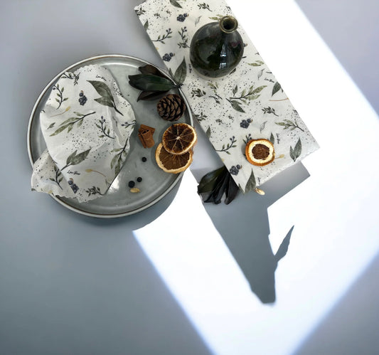 Fallen Leaves Lou-Bees