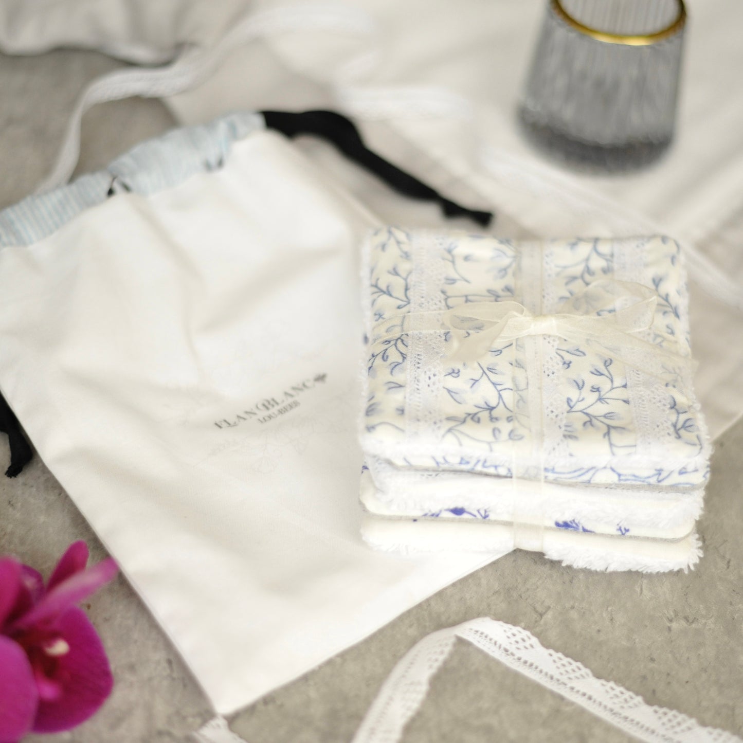 French Floral Reusable Eco-Friendly Makeup Wipes